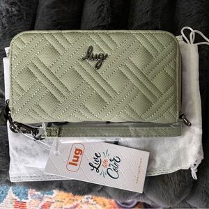 Lug Whirly wallet matte luxe in Sage Green